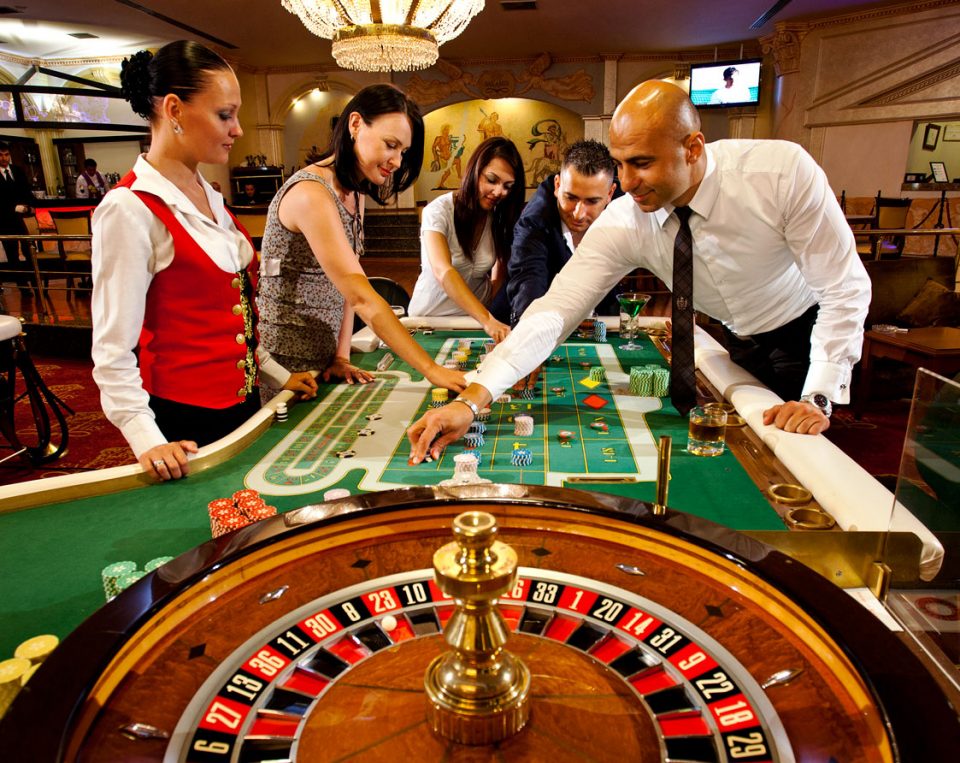 Casino-Gambling-960x763.jpg